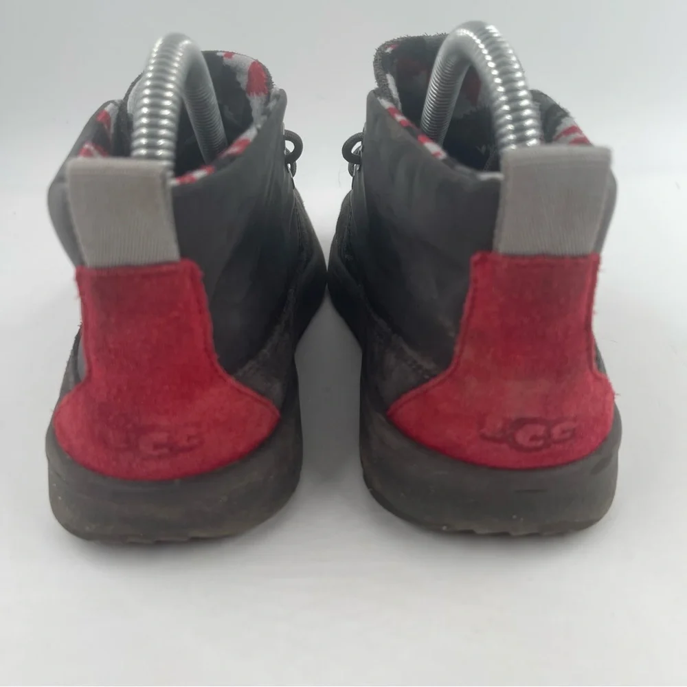 UGG Boy’s Treadlite Grey Red Lace Up Loafers Shoes - Size 5